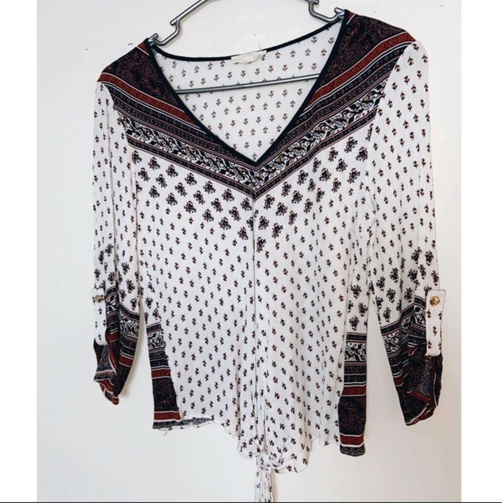 Kall Half Sleeve Tie Knot V-neck Top Size M